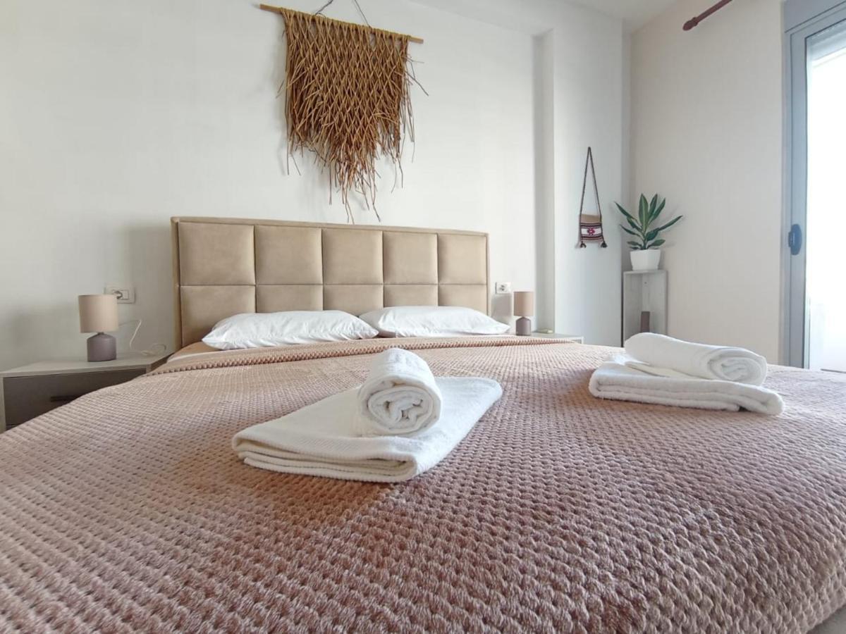 Savi Accomodations - TRB Vlorë Esterno foto