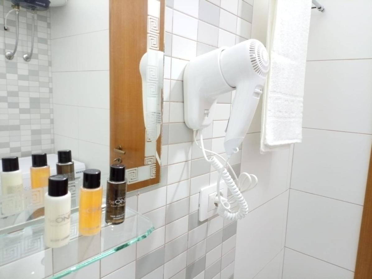 Savi Accomodations - TRB Vlorë Esterno foto