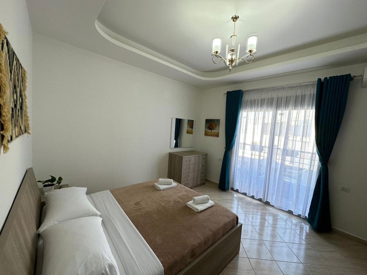 Savi Accomodations - TRB Vlorë Esterno foto