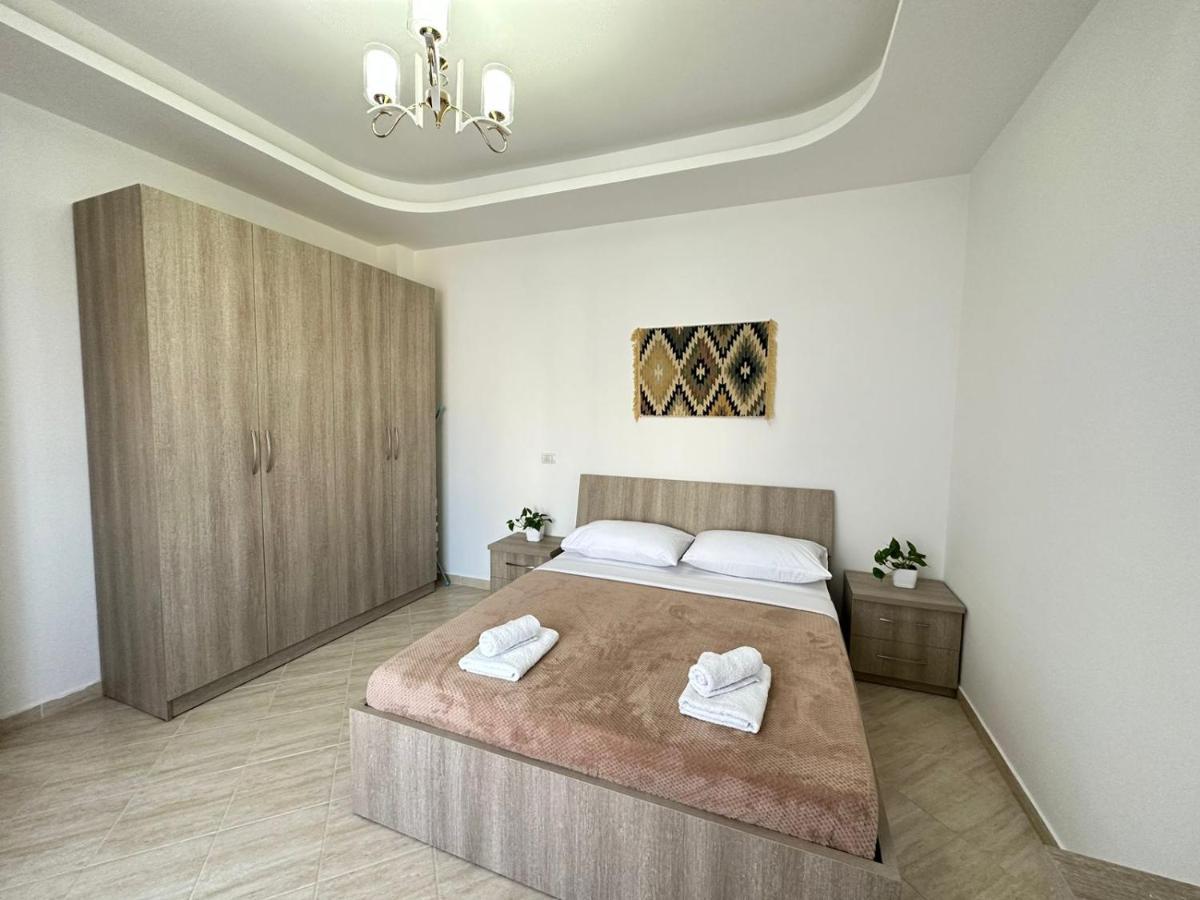 Savi Accomodations - TRB Vlorë Esterno foto