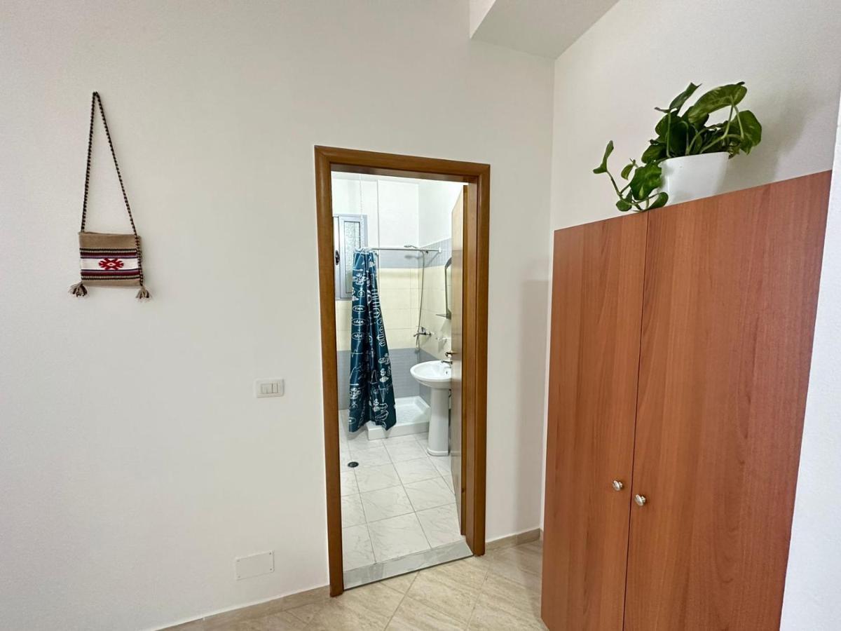 Savi Accomodations - TRB Vlorë Esterno foto
