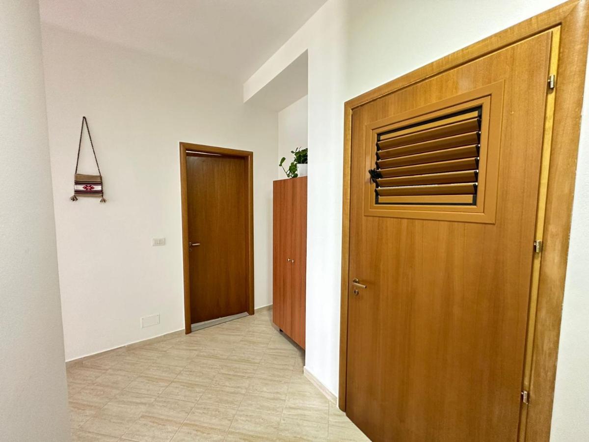 Savi Accomodations - TRB Vlorë Esterno foto
